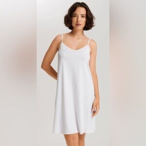 HANRO 100% COTTON CHEMISE NIGHTGOWN WITH LACE & SILK DETAIL, SIZE L, *LIKE NEW*